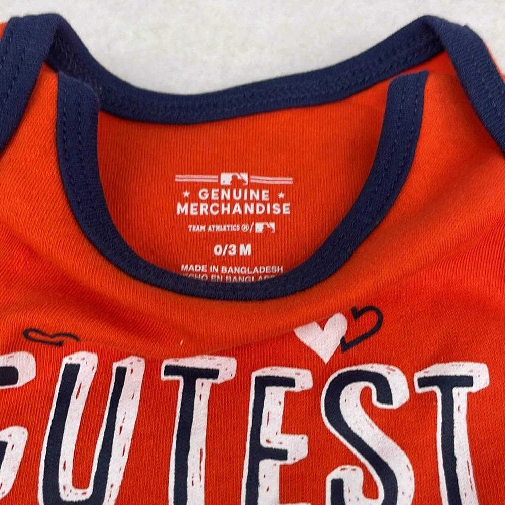 NEW!!! Detroit tigers baseball new onesie baby girl sz 0-3 mos - Picture 4 of 5